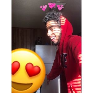 Meet your Posher, Colby